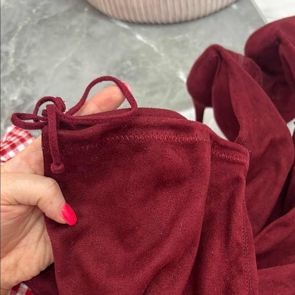 Elegant Burgundy Over-the-Knee Boots - Picture 3 of 5